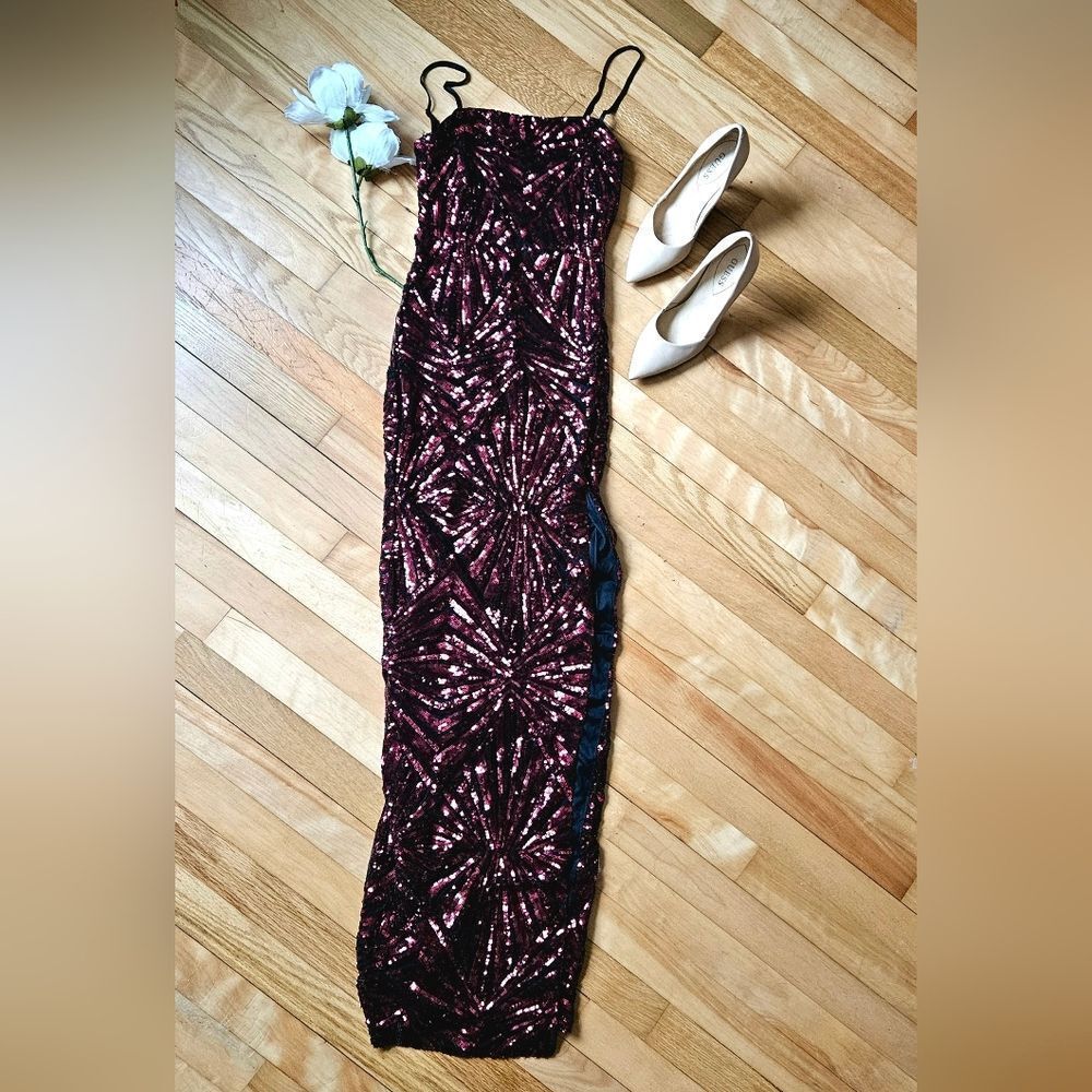 Lovesome Burgundy Sequin Dress
